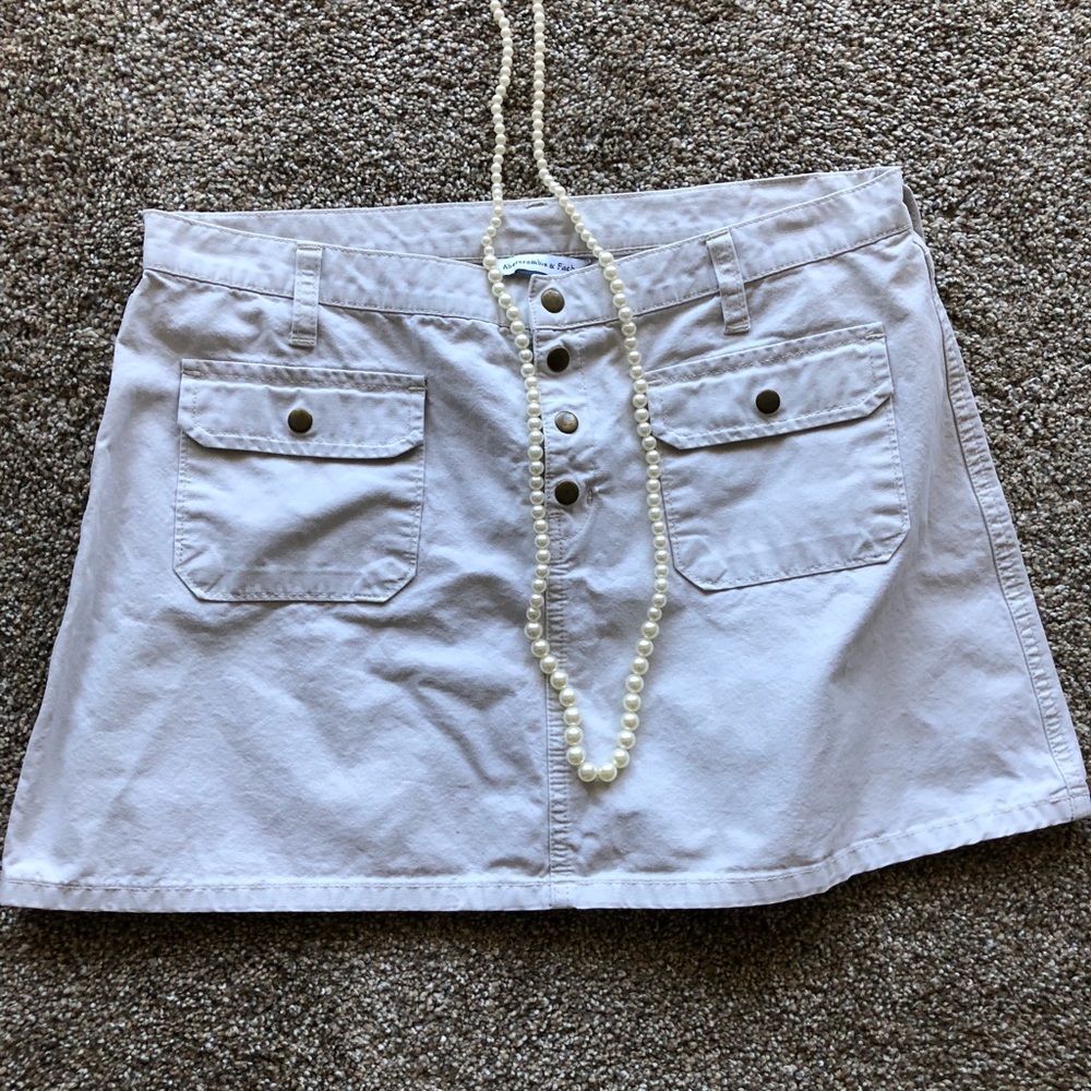 Abercrombie & Fitch Tan Skirt Size 6